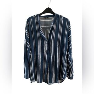 RW&CO. Blouse Blue & White size US XL